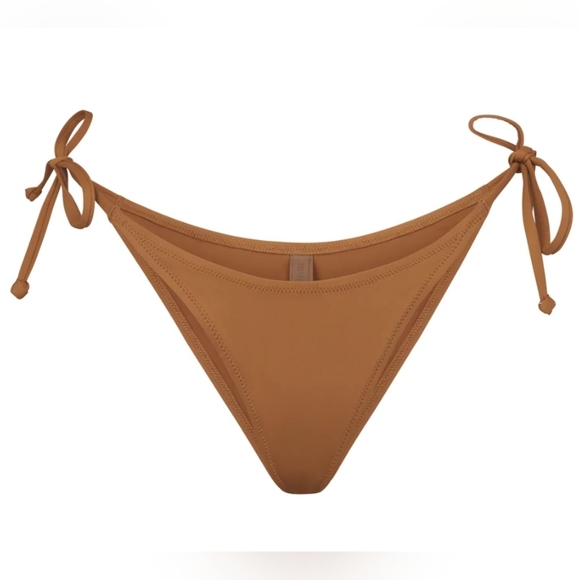 SKIMS SWIM DIPPED TIE BOTTOMS/ NWT/ALMOND/S, M - Picture 6 of 17